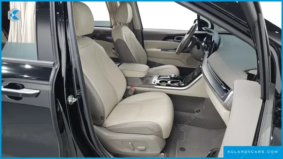 KIA CARNIVAL 7-SEATER HI-LIMOUSINE