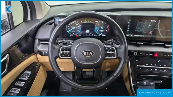 KIA CARNIVAL 9-SEATER SIGNATURE