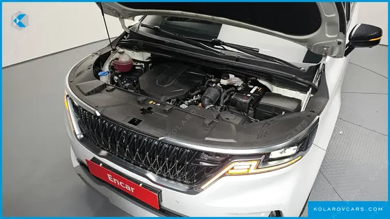 KIA CARNIVAL 7-SEATER HI-LIMOUSINE