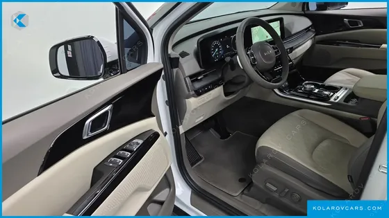 KIA CARNIVAL 9-SEATER NOBLESSE