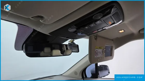 KIA CARNIVAL 9-SEATER NOBLESSE