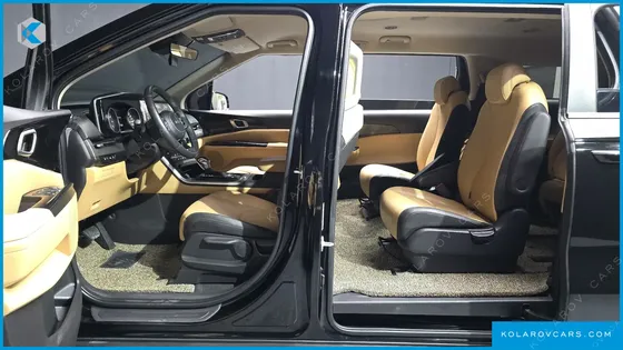 KIA CARNIVAL GASOLINE 9-SEATER PRESTIGE