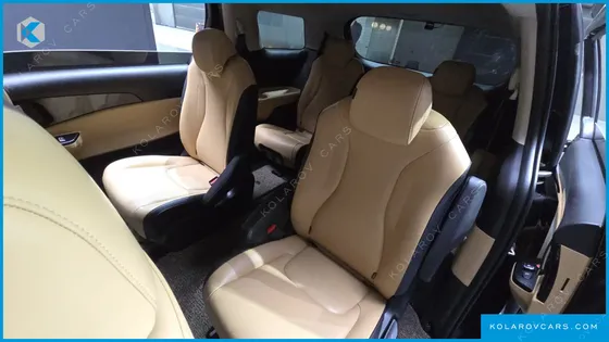 KIA CARNIVAL GASOLINE 9-SEATER PRESTIGE