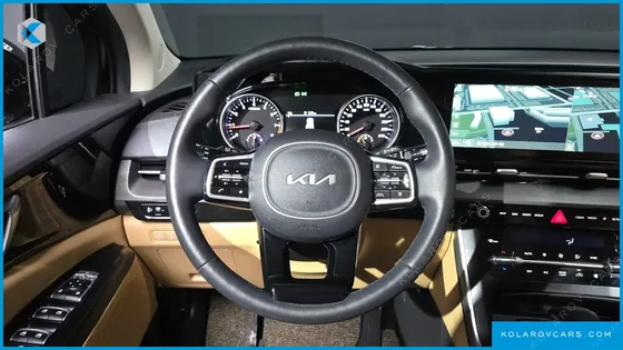 KIA CARNIVAL GASOLINE 9-SEATER PRESTIGE