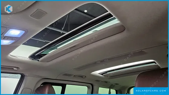 HYUNDAI STAREX 4WD URBAN 9-SEATER