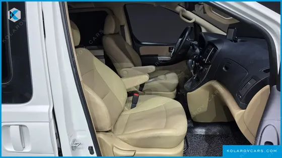 HYUNDAI STAREX CAMPING CAR