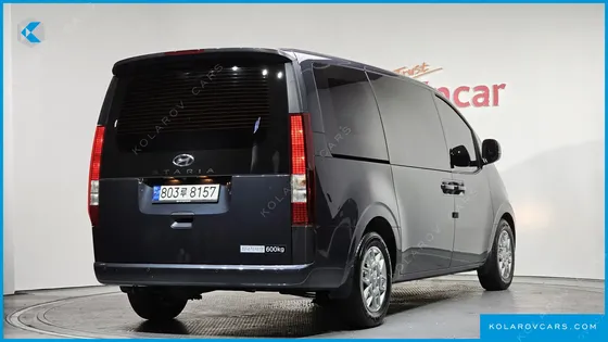 HYUNDAI STARIA L3.5 CARGO 5-SEATER