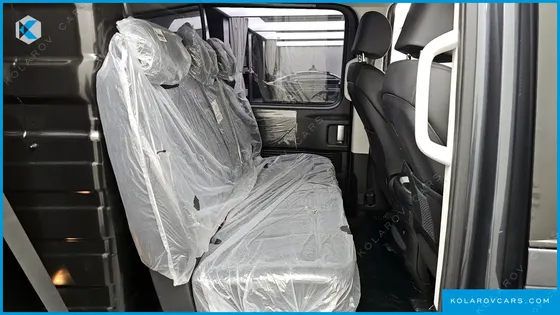 HYUNDAI STARIA L3.5 CARGO 5-SEATER