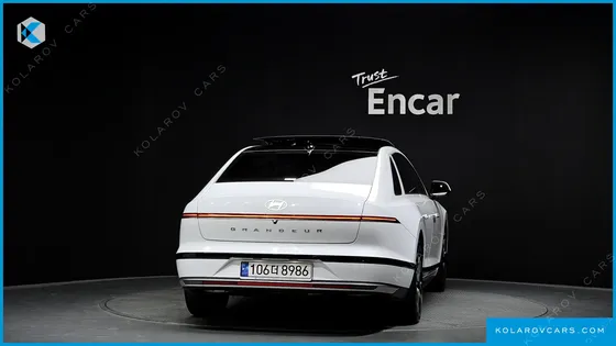 HYUNDAI GRANDEUR PREMIUM