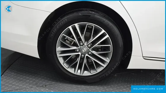 HYUNDAI GRANDEUR 3.0 LPI DSABLED PERSON