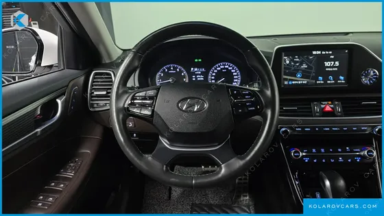 HYUNDAI GRANDEUR 3.0 LPI DSABLED PERSON