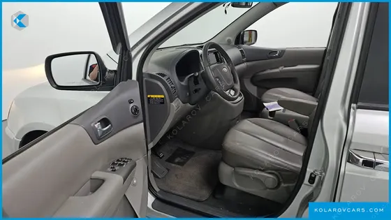 KIA CARNIVAL GRAND CARNIVAL GLX
