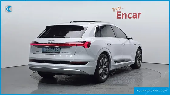 AUDI E-TRON 55 QUATTRO