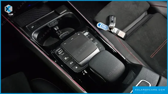 MERCEDES GLA-CLASS GLA250 4MATIC