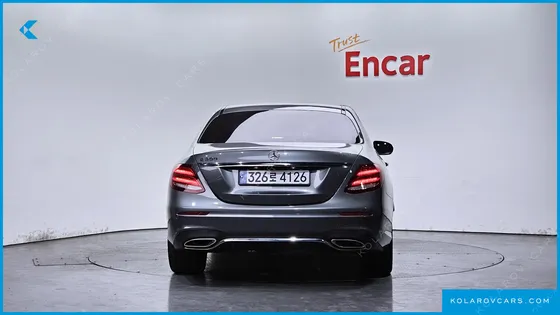 MERCEDES E-CLASS E300 AMG LINE