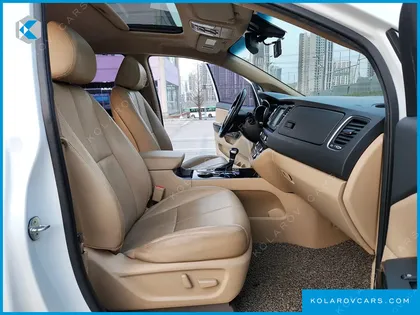 KIA CARNIVAL 7-SEATER LIMOUSINE
