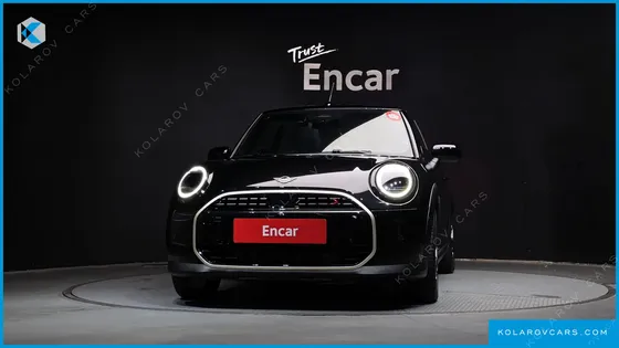 MINI COOPER CONVERTIBLE FAVOURED
