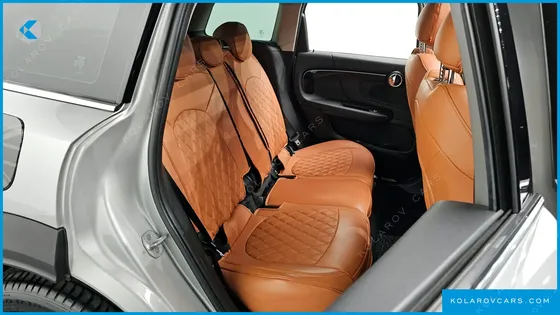 MINI COUNTRYMAN CLASSIC PLUS LAUNCH PACK