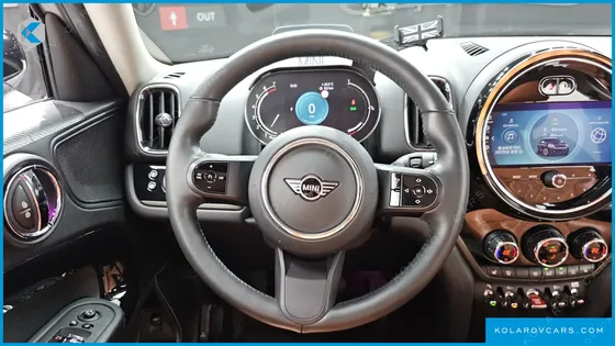 MINI COUNTRYMAN CLASSIC PLUS LAUNCH PACK