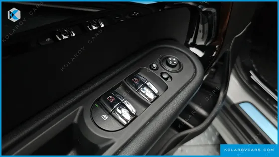MINI COUNTRYMAN CLASSIC PLUS LAUNCH PACK