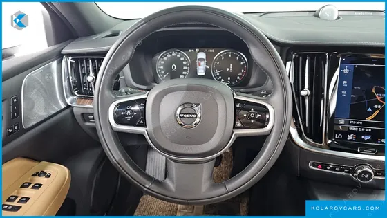 VOLVO S60 B5 INSCRIPTION