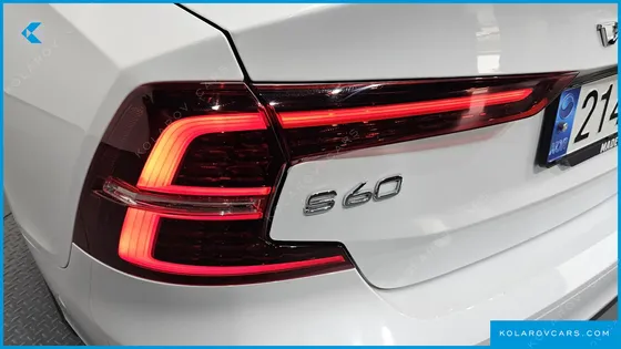VOLVO S60 B5 INSCRIPTION