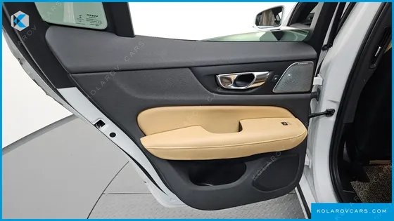 VOLVO S60 B5 INSCRIPTION