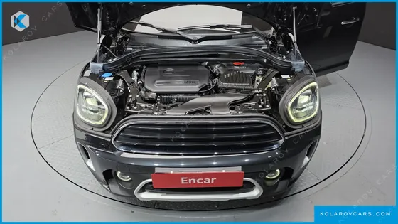 MINI COUNTRYMAN CLASSIC PLUS LAUNCH PACK