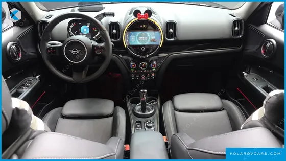 MINI COUNTRYMAN CLASSIC PLUS LAUNCH PACK