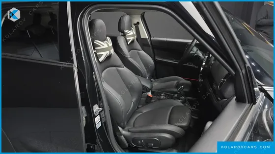 MINI COUNTRYMAN CLASSIC PLUS LAUNCH PACK