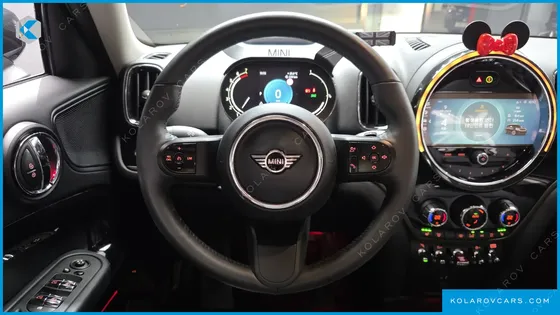 MINI COUNTRYMAN CLASSIC PLUS LAUNCH PACK