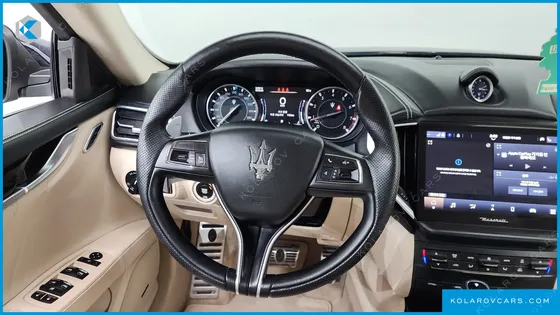 MASERATI GHIBLI 2.0 GRANSPORT