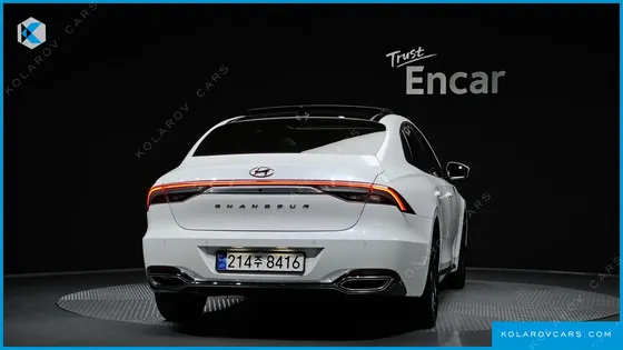 HYUNDAI GRANDEUR LE BLANC