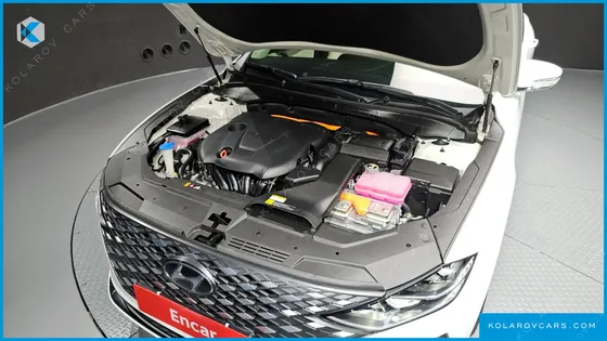 HYUNDAI GRANDEUR LE BLANC