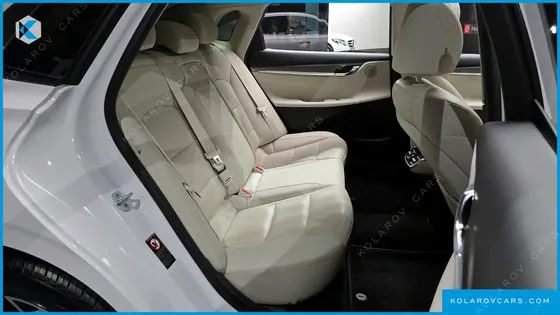 HYUNDAI GRANDEUR LE BLANC