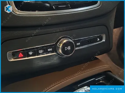 VOLVO XC90 T8 ULTIMATE BRIGHT HYBRID