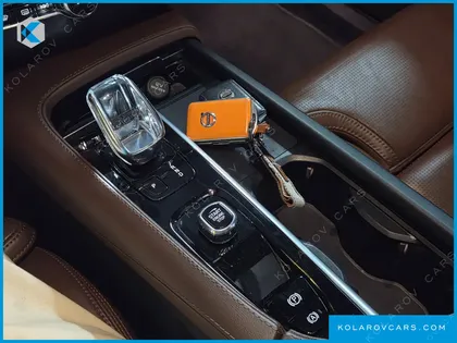 VOLVO XC90 T8 ULTIMATE BRIGHT HYBRID