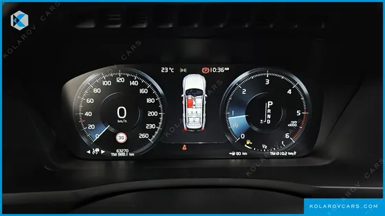 VOLVO XC90 D5 MOMENTUM