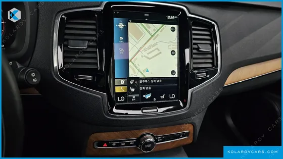 VOLVO XC90 D5 MOMENTUM