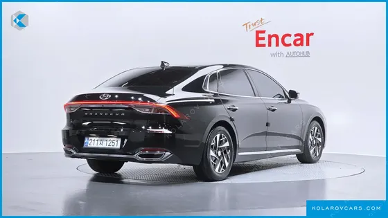 HYUNDAI GRANDEUR PREMIUM