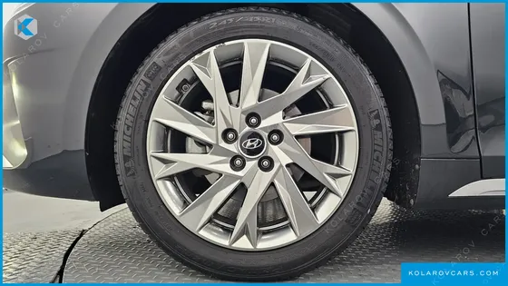 HYUNDAI GRANDEUR CALLIGRAPHY