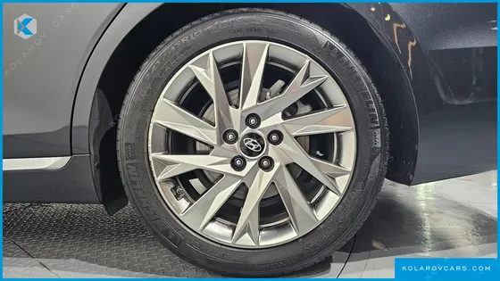 HYUNDAI GRANDEUR CALLIGRAPHY