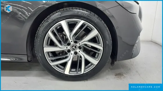 MERCEDES E-CLASS E220D 4MATIC EXCLUSIVE
