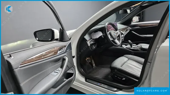 BMW 5 SERIES 520I M SPORT