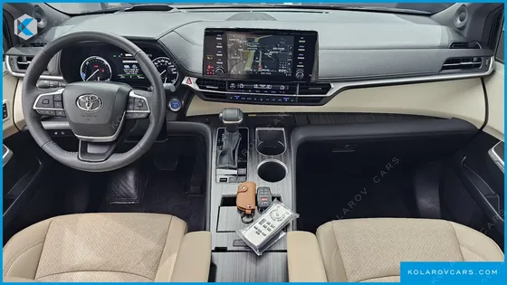 TOYOTA SIENNA 2.5 HYBRID 2WD