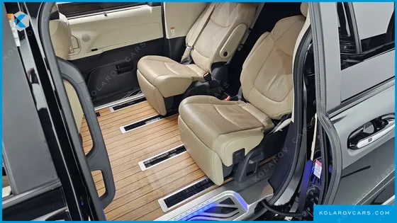 TOYOTA SIENNA 2.5 HYBRID 2WD
