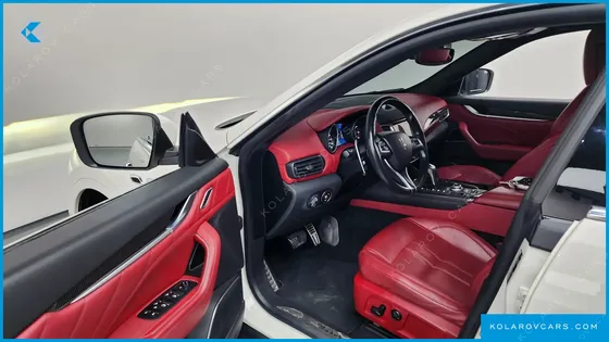MASERATI LEVANTE 3.0 AWD GRANSPORT