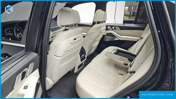 BMW X5 M50I
