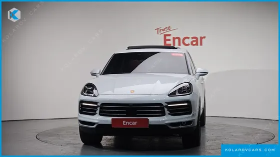 PORSCHE CAYENNE 3.0 PLATINUM EDITION