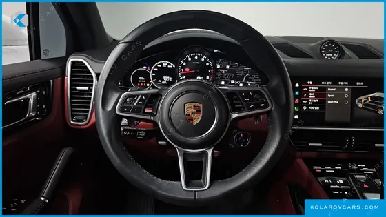 PORSCHE CAYENNE 3.0 PLATINUM EDITION